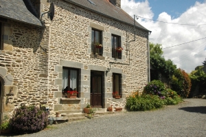 Gite Brittany Les Moulins Sleeps 8